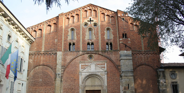 Immagine della facciata della chiesa di San Pietro in Ciel D'Oro di Pavia