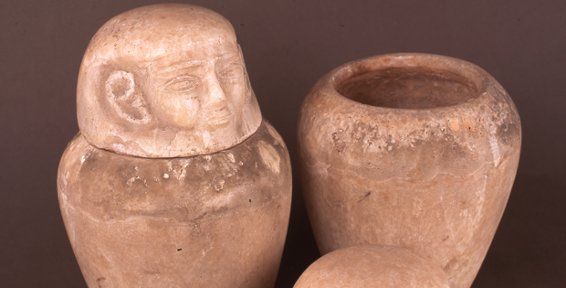 Foto di vasi epoca egiziana
