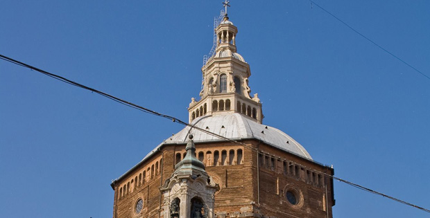 Foto cupola del Duomo di Pavia