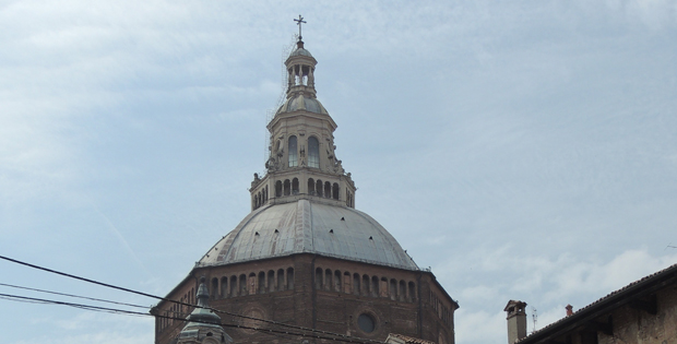 Foto con Cupola del Duomo di Pavia
